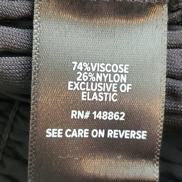 Black Fitted Ruffled Blouse - Picture 5 of 5